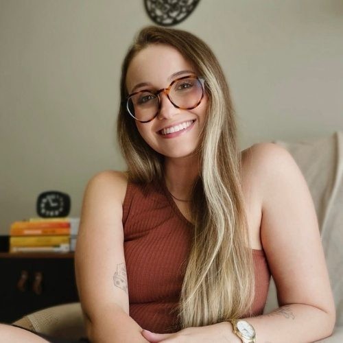 Laura Medeiros